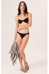 Biquíni Meia Taça Reto Canelado Sculpt Preto