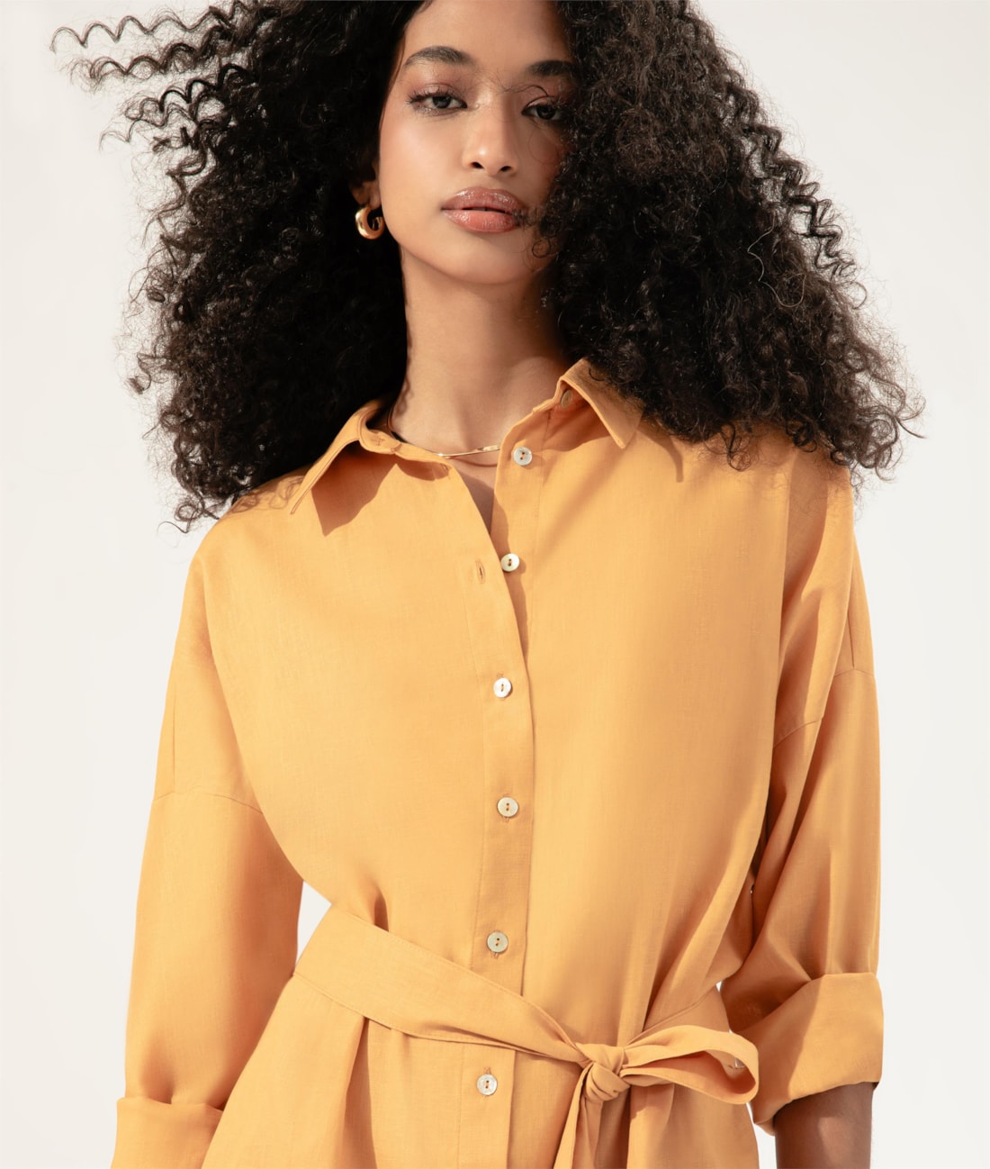 Camisa Cecilia Linho Blend Caramelo
