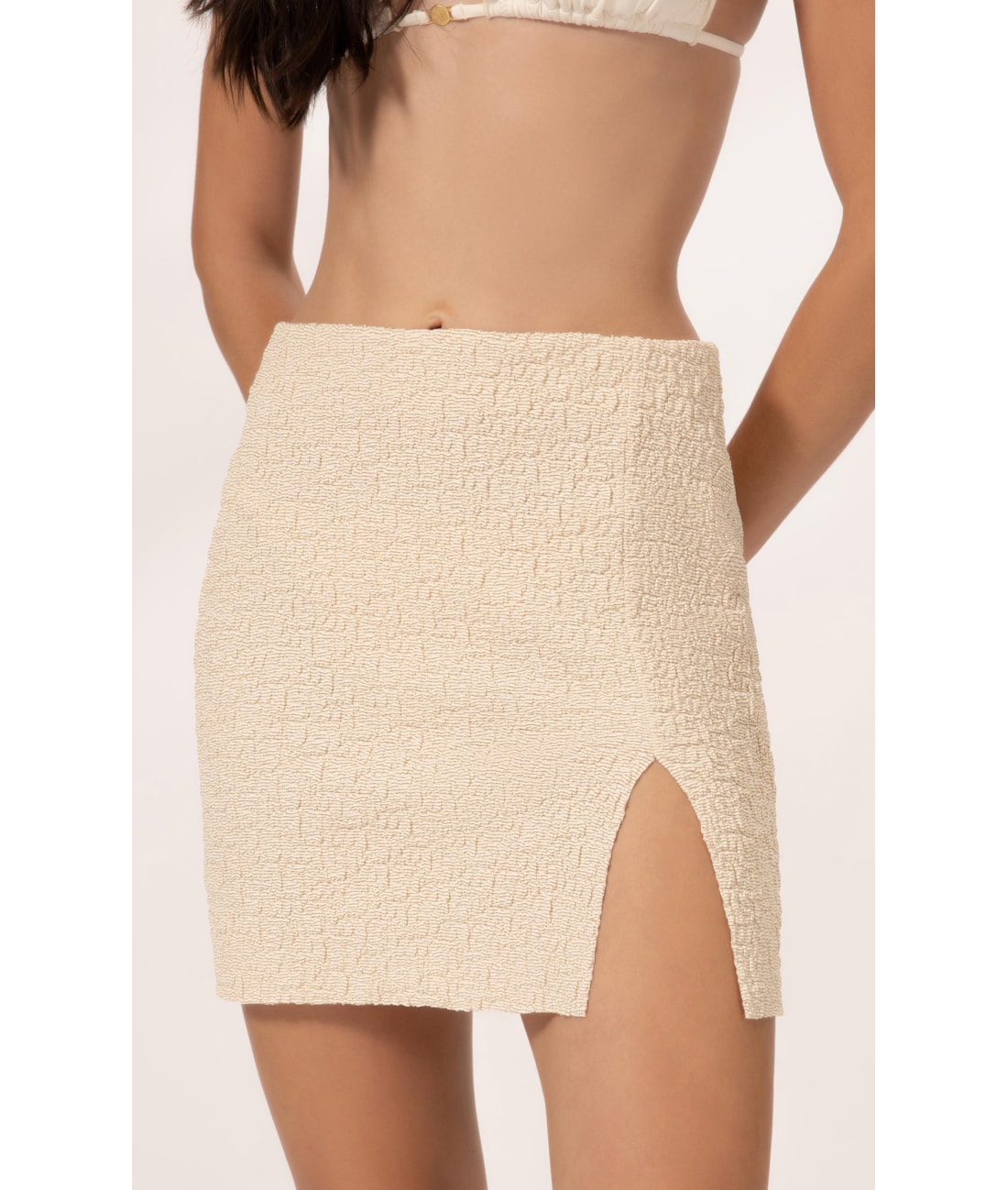 Saia Curta Crepe Shine Natural