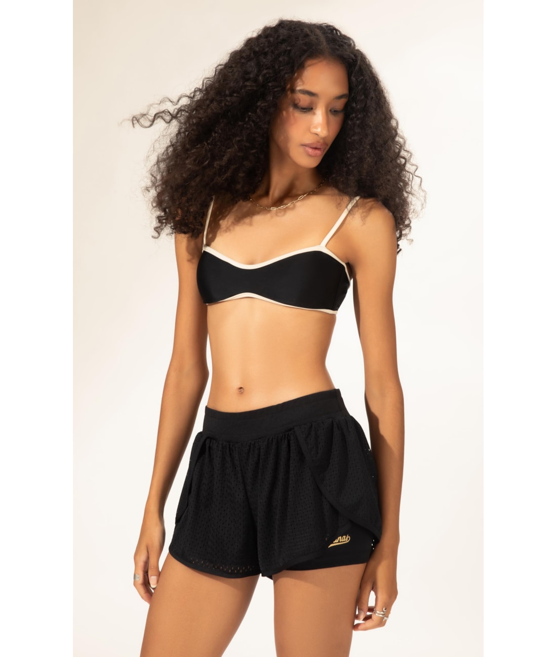 Shorts Wellness Texture Poliamida Preto