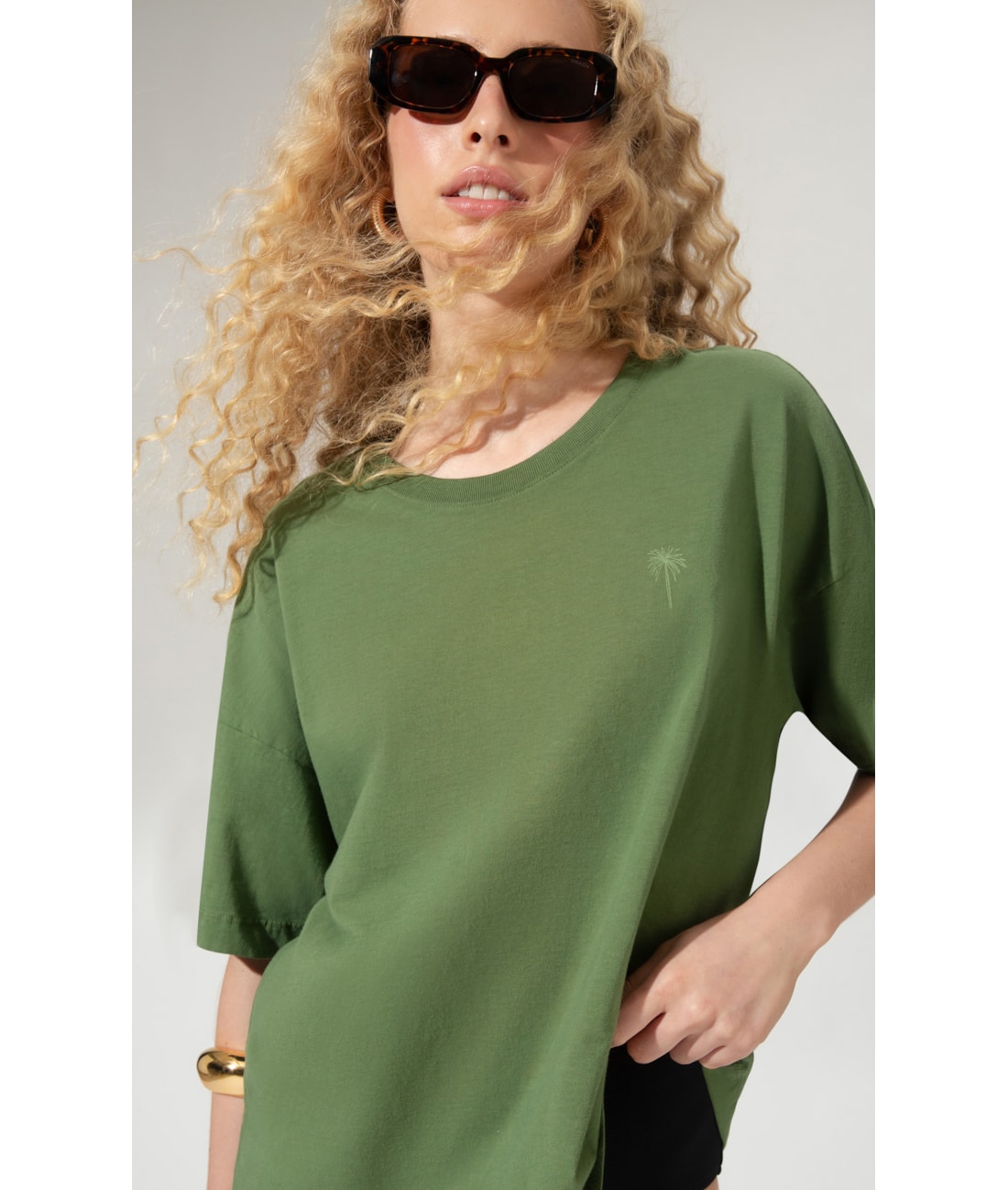 T-Shirt Over Palm Spring Verde Oliva