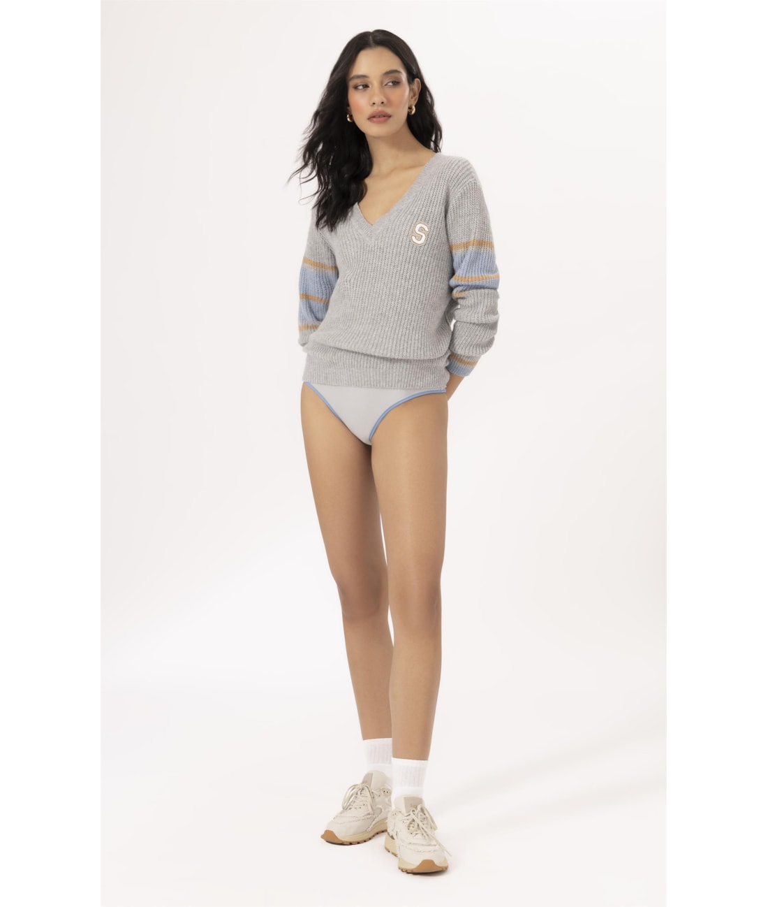 Tricot Decote v Aspen Cinza Claro