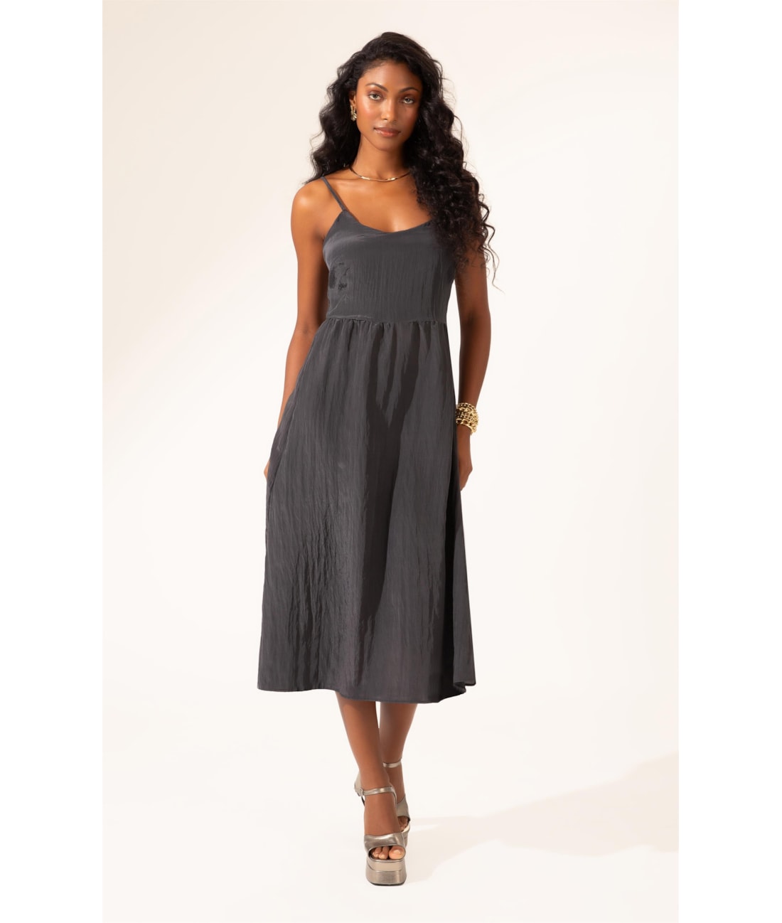 Vestido Alcinha Satin Waves Preto