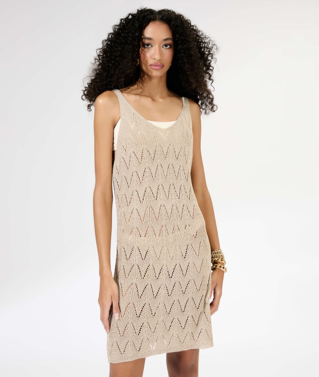 Vestido Curto Tricot Lurex Dourado